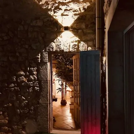 Maison De Village A 빌라 La Garde-Adhémar