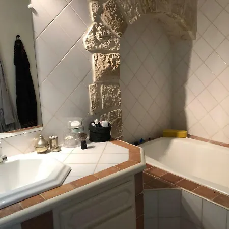 Maison De Village A 빌라 *